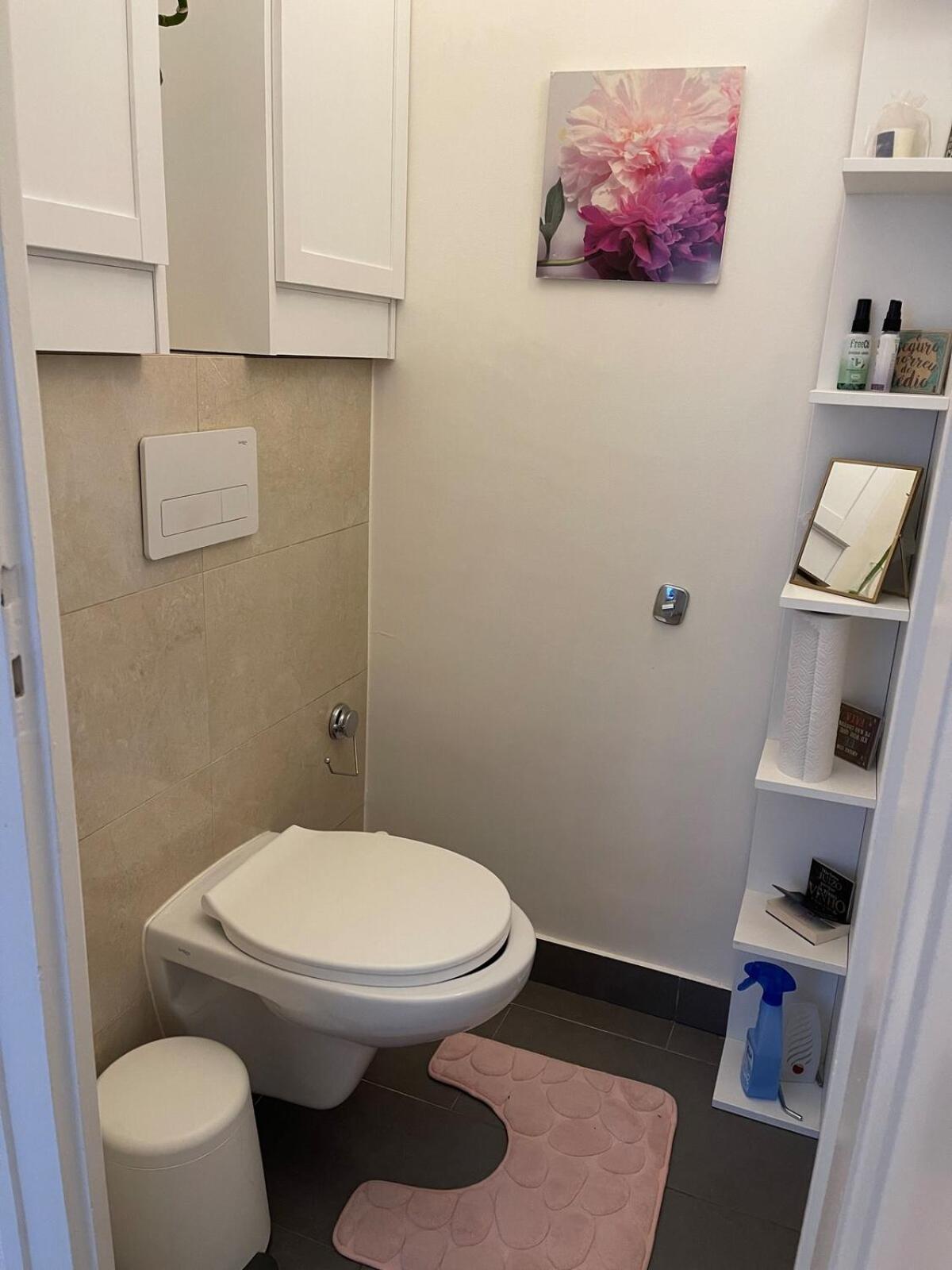 Well-located Comfortable Complet Appartement